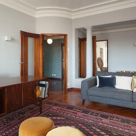 Art Deco Apartment Over Bolhao Market Apartment Porto